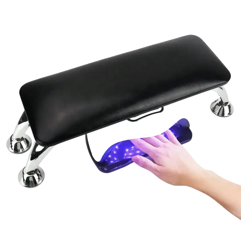 Repose Main à Manucure